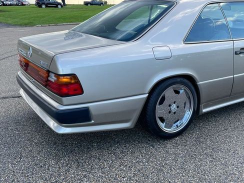 Used 1990 Mercedes-Benz 300 CE Coupe image 10
