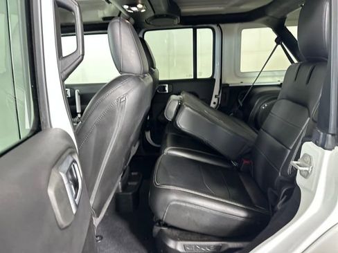 Used 2023 Jeep Wrangler Unlimited Sahara w/ Cold Weather Group image 25