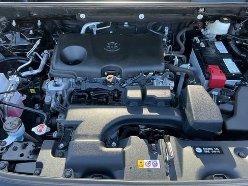 Certified 2024 Toyota RAV4 XLE AWD/4WD image 24