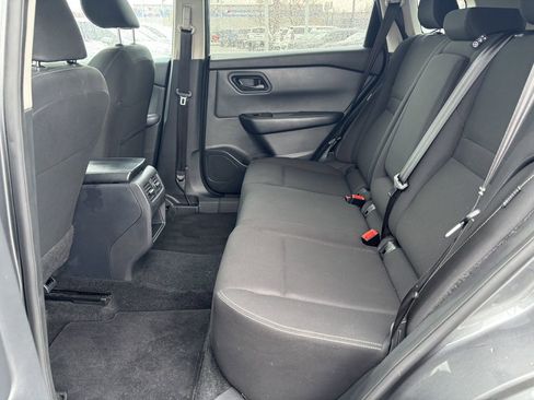 Used 2024 Nissan Rogue S image 25