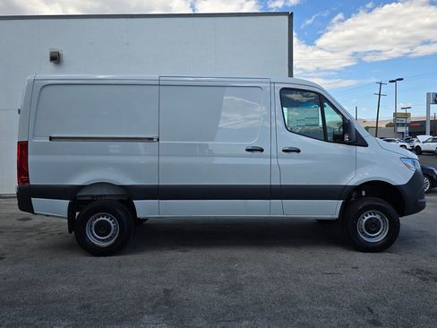 New 2026 Mercedes-Benz Sprinter 2500 image 6