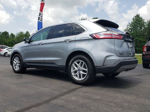 Used 2022 Ford Edge SEL w/ Convenience Package AWD/4WD image 8