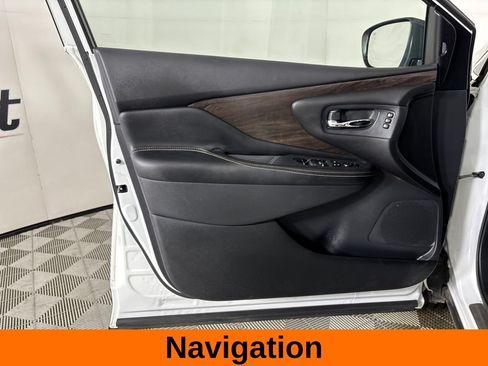 Used 2024 Nissan Murano Platinum w/ Cargo Package FWD image 11