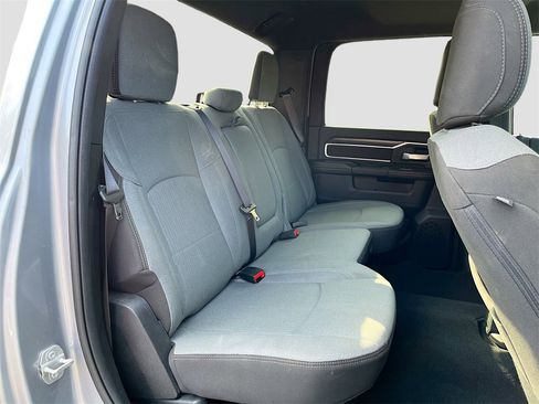 Used 2024 RAM 2500 Big Horn image 25