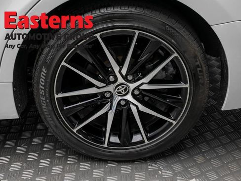 Used 2024 Toyota Camry SE w/ Cold Weather Package FWD image 8