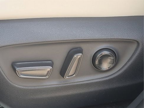 New 2025 Toyota RAV4 XLE Premium image 19