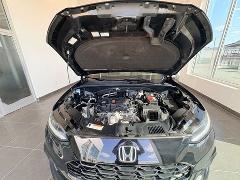 Used 2025 Honda HR-V LX image 31