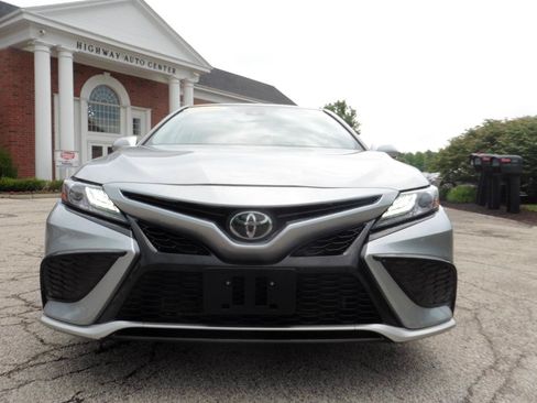 Used 2023 Toyota Camry XSE FWD image 21
