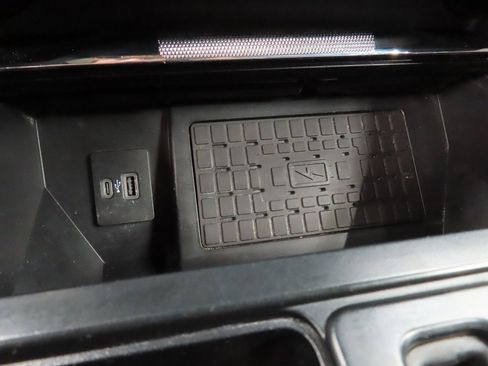 Used 2023 Ford F150 Lariat w/ Equipment Group 502A High image 67