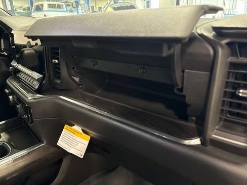 Used 2023 Chevrolet Silverado 1500 LTZ w/ LTZ Convenience Package II AWD/4WD image 53