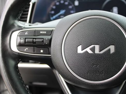 Used 2024 Kia Sportage SX FWD image 19
