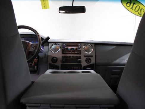 Used 2016 Ford F250 XLT w/ XLT Premium Package image 26