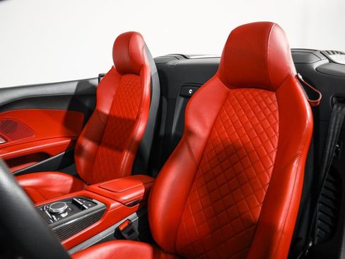 Used 2018 Audi R8 V10 plus image 34