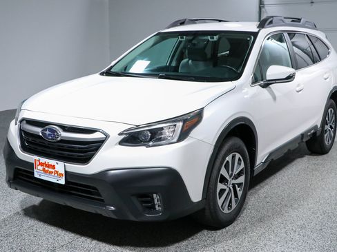 Used 2022 Subaru Outback Premium AWD/4WD image 31