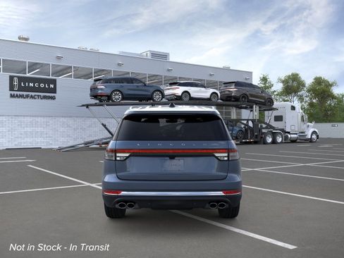 New 2026 Lincoln Aviator AWD image 5