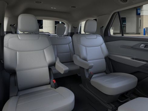New 2026 Ford Explorer Active w/ Active Comfort Package RWD image 11