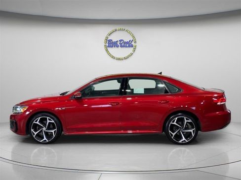 Used 2020 Volkswagen Passat 2.0T R-Line FWD image 2