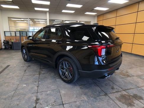 New 2026 Ford Explorer ST w/ Sun And Sound Package image 5