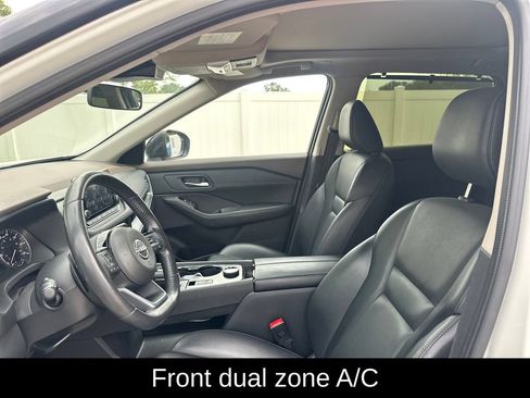 Used 2023 Nissan Rogue SV w/ SV Premium B Package AWD/4WD image 10