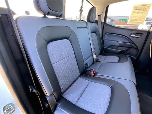 Used 2022 Chevrolet Colorado Z71 image 26