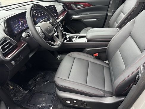 New 2026 Chevrolet Traverse Z71 w/ Enhanced Driving Package image 5