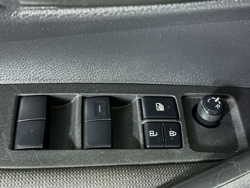 Used 2024 Toyota Corolla LE image 23