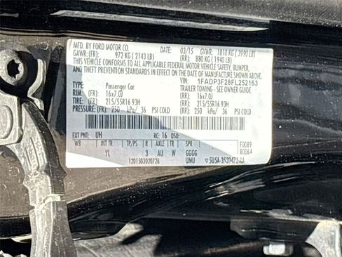 Used 2015 Ford Focus SE FWD image 29