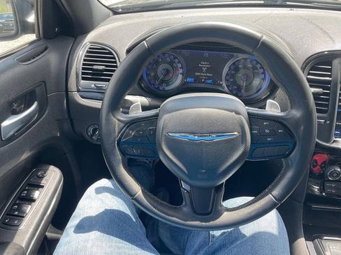 Used 2018 Chrysler 300 S w/ 300S Premium Group AWD/4WD image 18