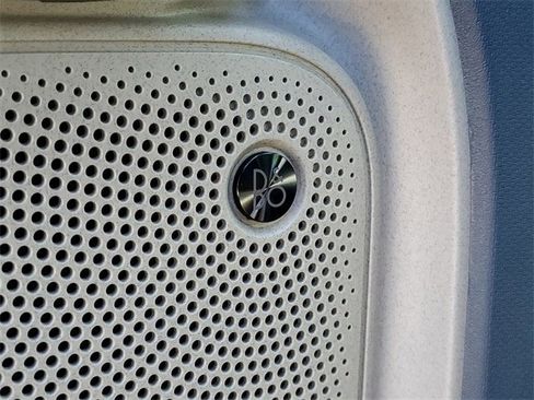 New 2025 Ford Maverick Lariat w/ 4K Tow Package image 11