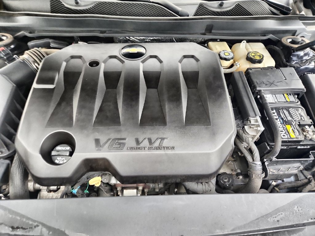 Used 2018 Chevrolet Impala LT FWD image 19