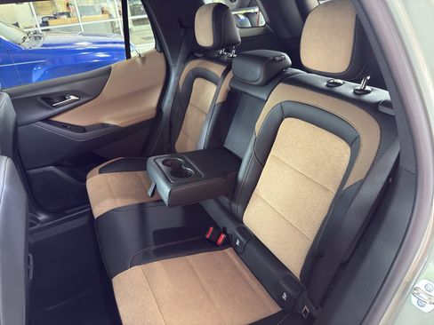 New 2026 Chevrolet Equinox ACTIV w/ LPO, Floor Liner Package image 20