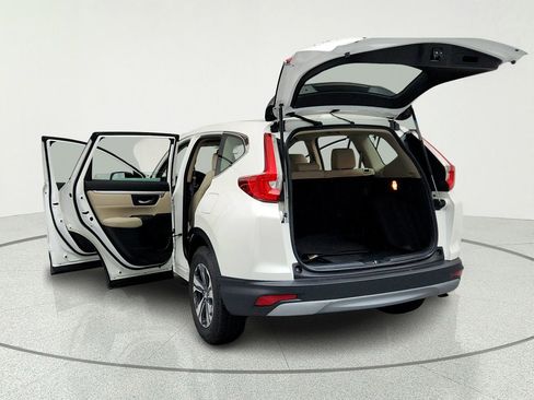 Used 2018 Honda CR-V LX image 11