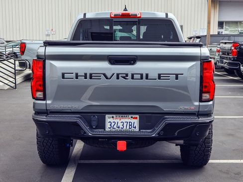 Used 2024 Chevrolet Colorado ZR2 w/ ZR2 Convenience Package III AWD/4WD image 22