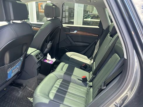 Used 2022 Audi Q5 2.0T Premium Plus AWD/4WD image 16