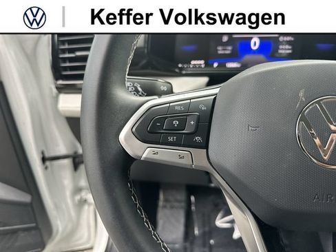Used 2025 Volkswagen Taos S FWD image 17