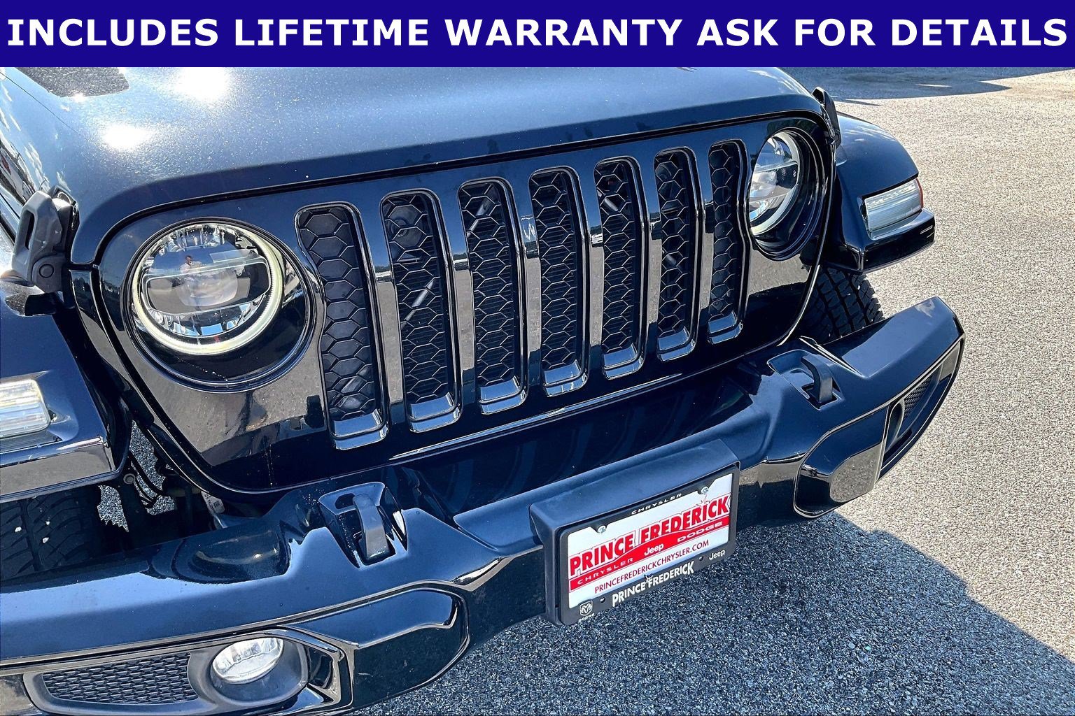 Used 2022 Jeep Gladiator Overland AWD/4WD image 25