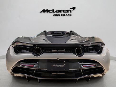 Used 2020 McLaren 720S Spider image 6