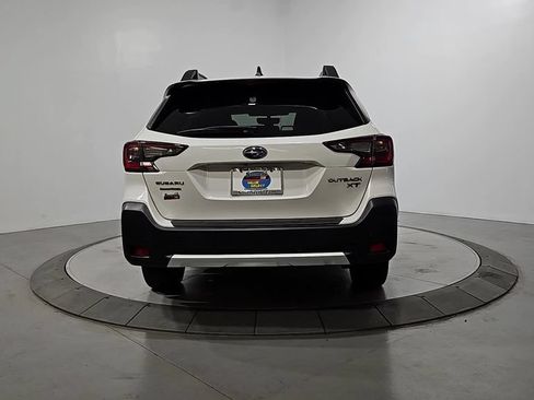 Used 2023 Subaru Outback Limited XT AWD/4WD image 4