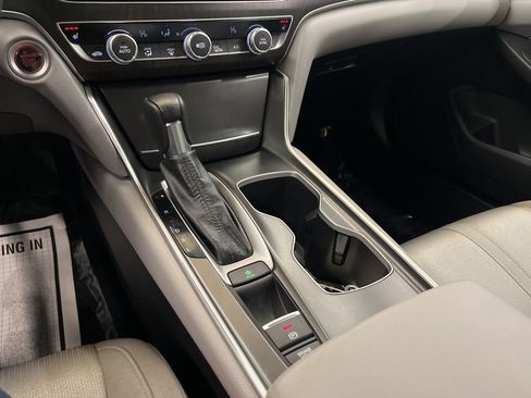 Used 2019 Honda Accord EX image 26
