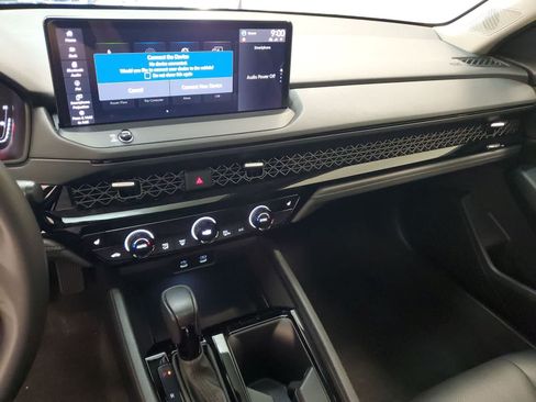 Used 2024 Honda Accord EX-L image 29