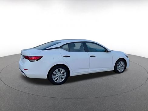 Used 2025 Nissan Sentra S image 15