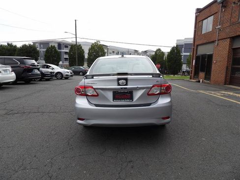 Used 2011 Toyota Corolla image 7
