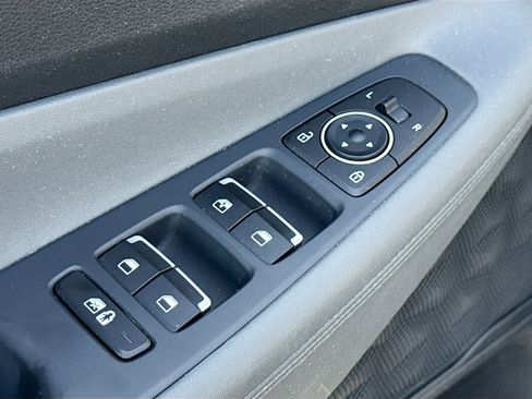 Certified 2023 Hyundai Santa Fe SE AWD/4WD image 8