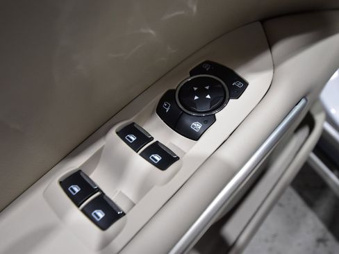 Used 2016 Lincoln MKZ AWD w/ Equipment Group 300A Reserve image 17