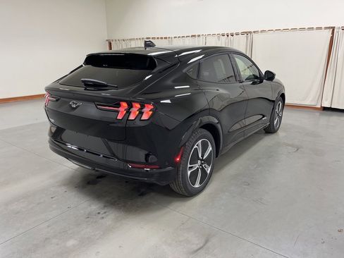 New 2023 Ford Mustang Mach-E Premium image 8