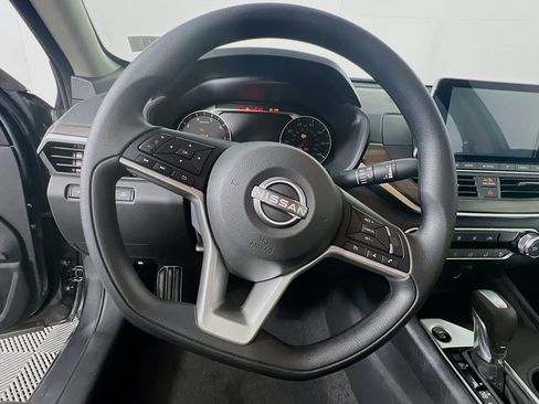 New 2026 Nissan Altima 2.5 SV AWD/4WD image 10