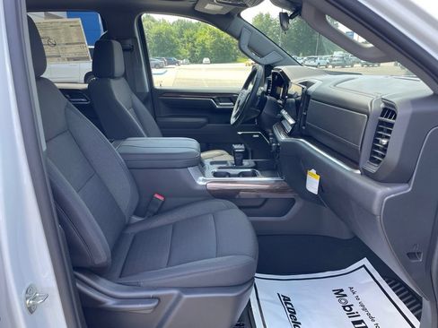New 2026 Chevrolet Silverado 1500 RST w/ Convenience Package II AWD/4WD image 36