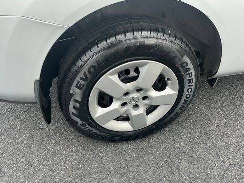 Used 2013 Nissan Rogue S AWD/4WD image 5