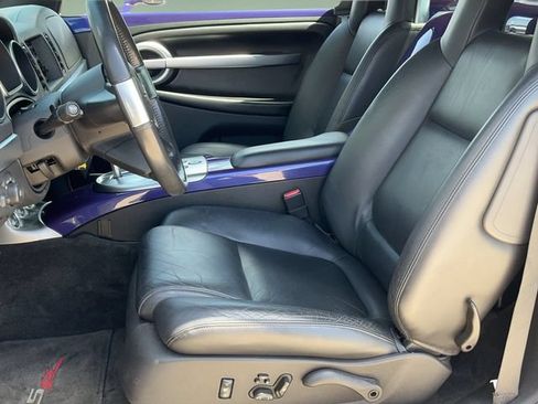 Used 2004 Chevrolet SSR w/ Preferred Equipment Group RWD image 13