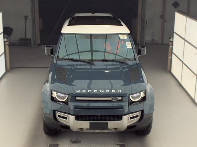 Used 2020 Land Rover Defender 110 AWD/4WD image 2